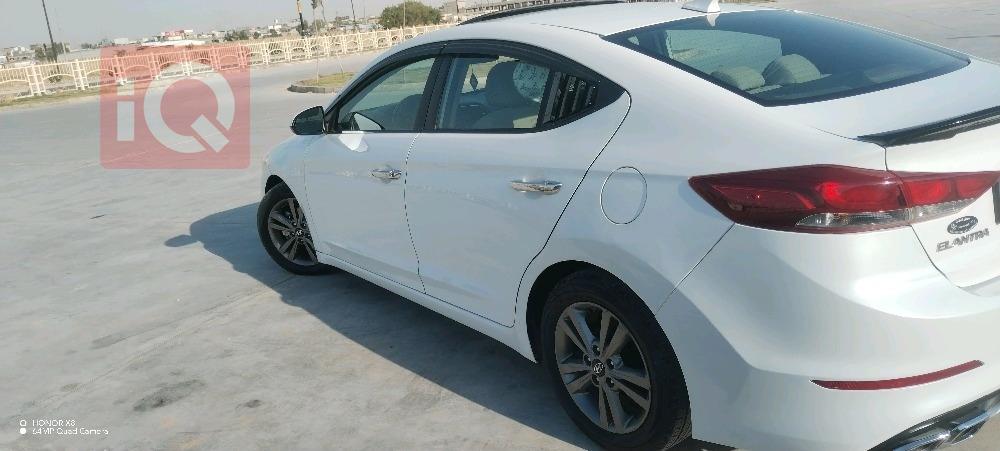 هيونداي النترا